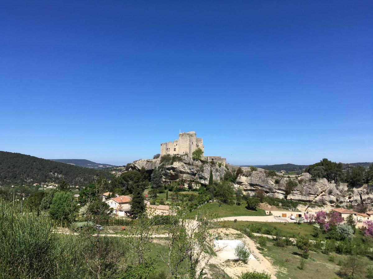 Au coeur de la Cité médiévale Bed and Breakfast Vaison-la-Romaine Exterior foto